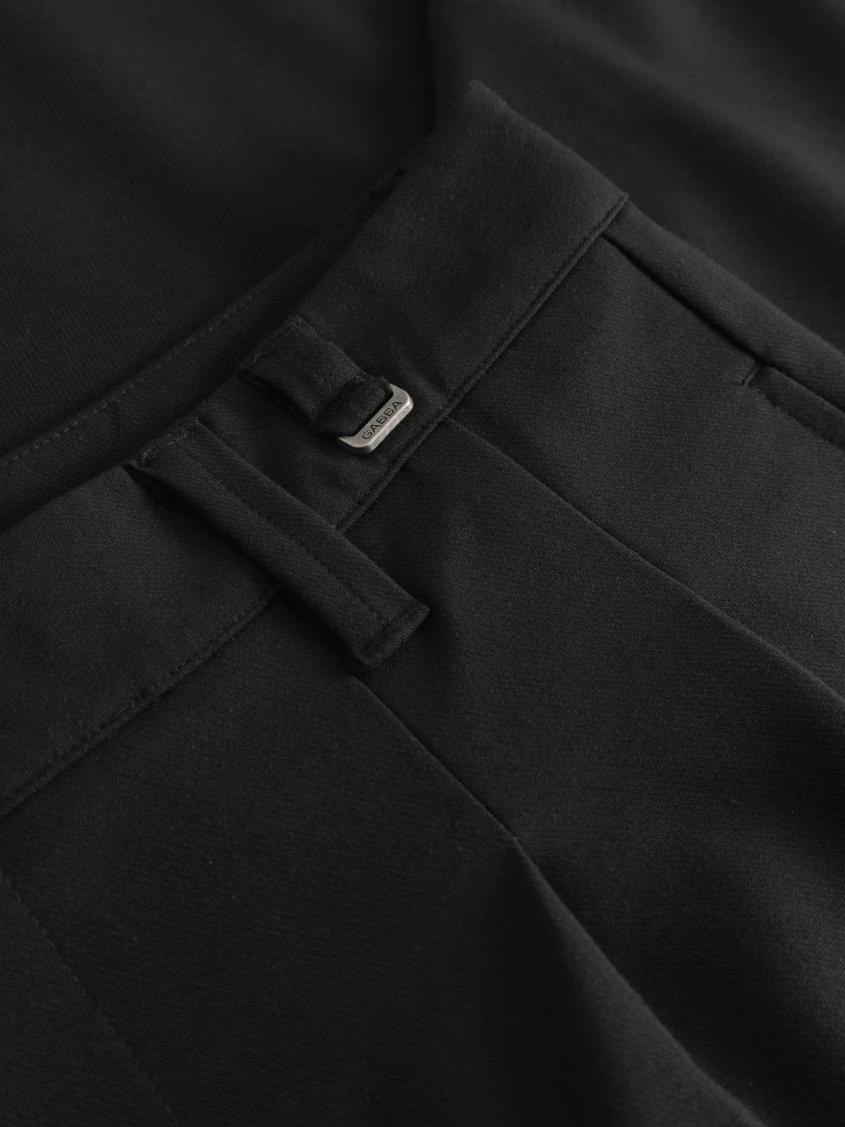 GABfirenze Phin Cropped GRS - Black - Image 4