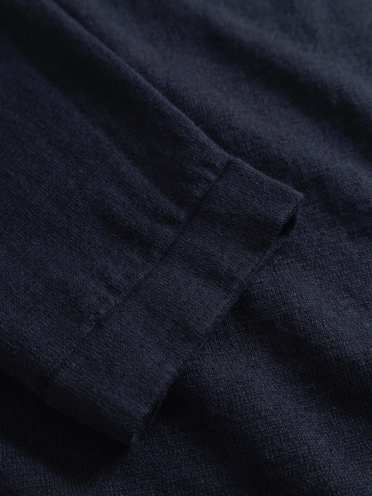GABcross Dush LS Knit - Navy - Image 6