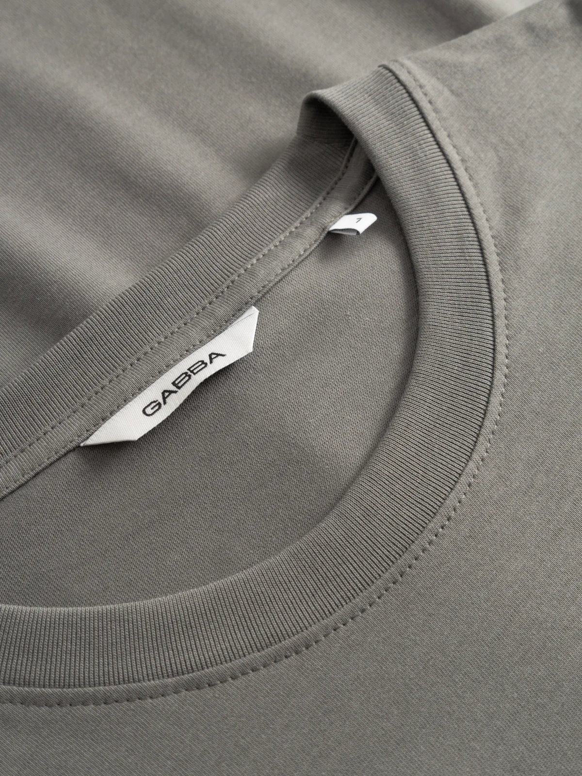 GABdune Logo GOTS SS T-Shirt - Castor Gray - Image 5