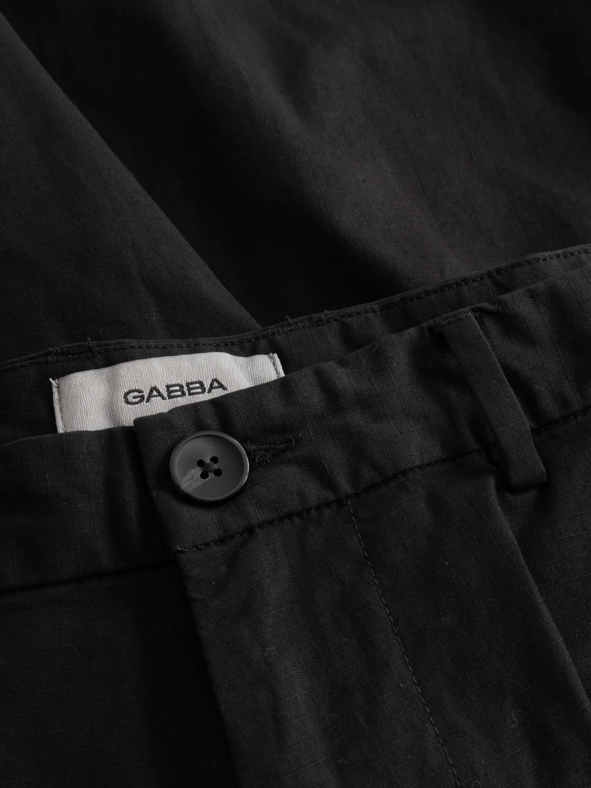 GABjoli Cargo Ribstop Shorts - Black - Image 5