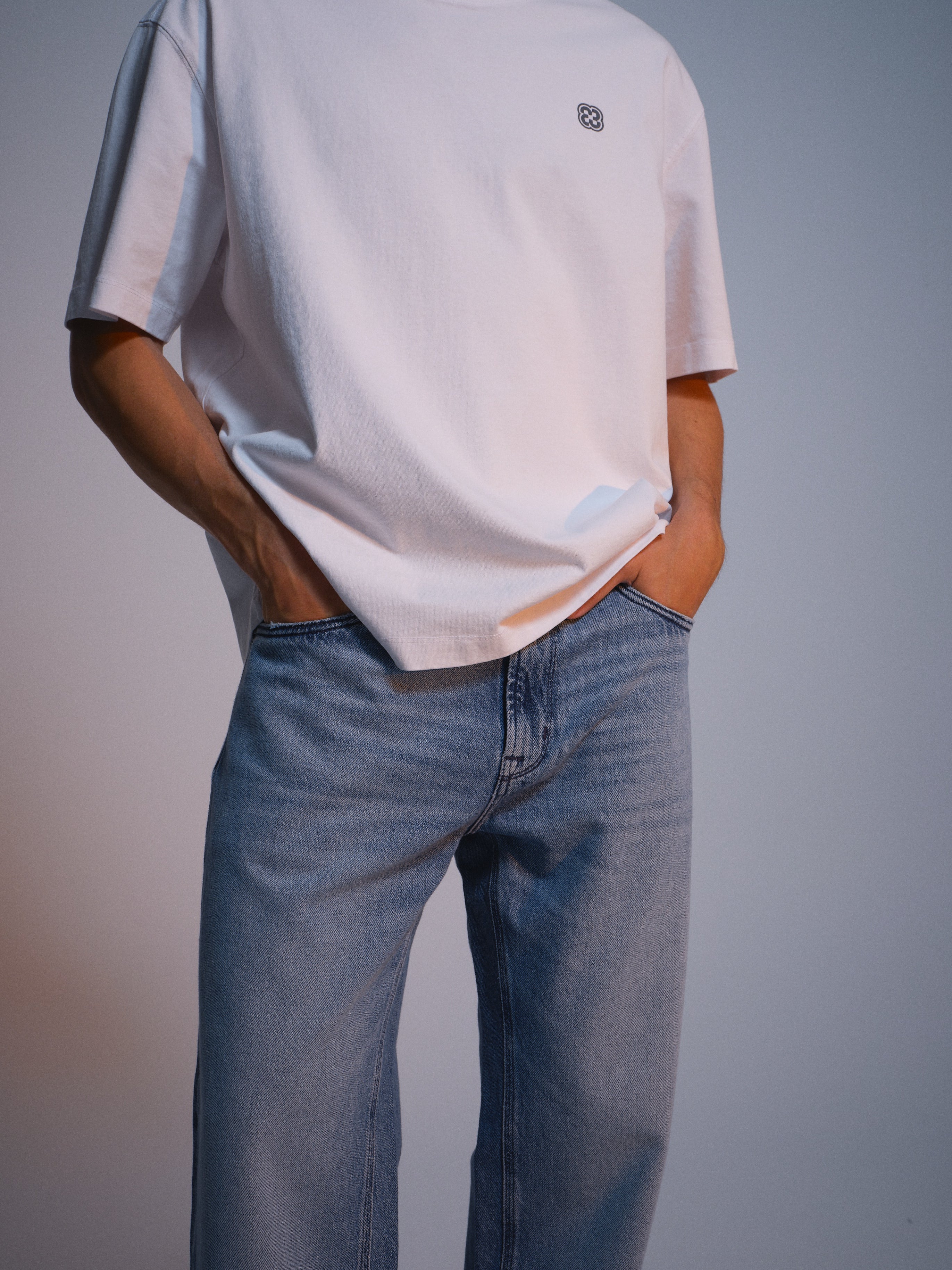 GABlegin Wix Chap Boxy Hour SS T-Shirt - White - Image 9
