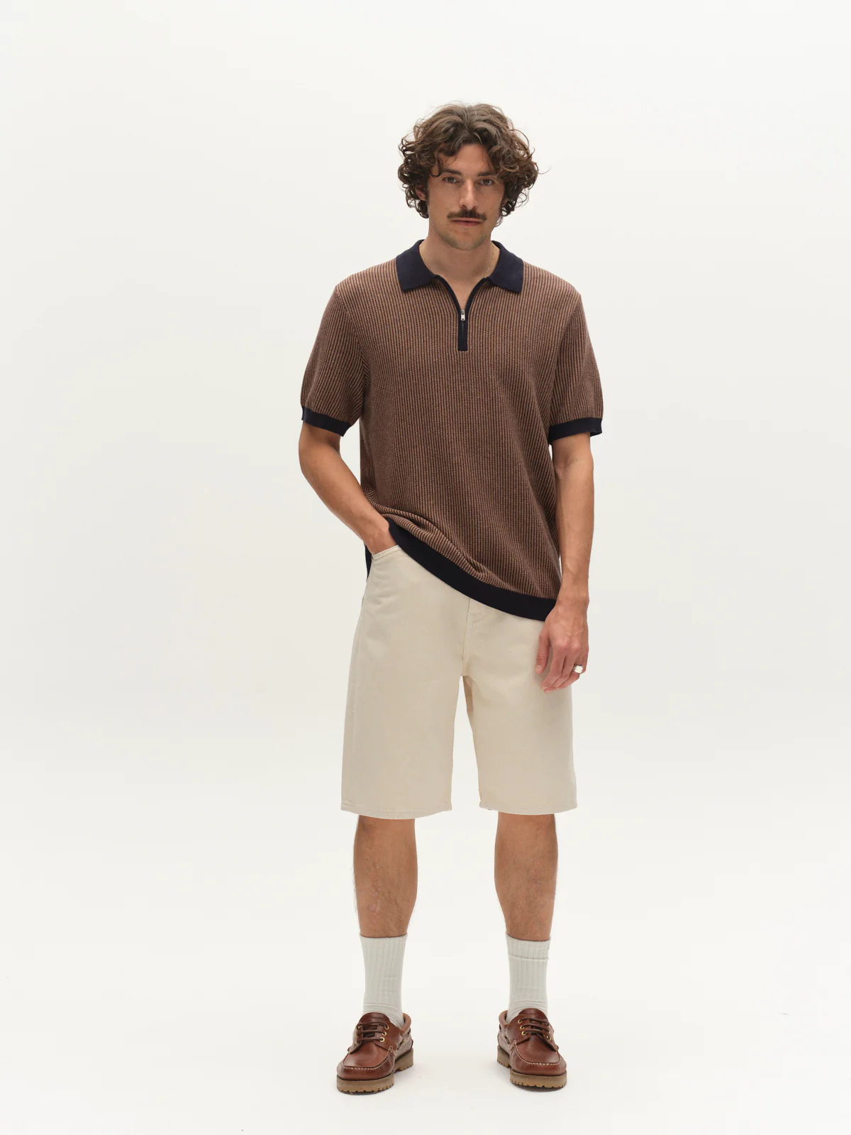 GABmox Antiq Shorts - Ecru - Image 4