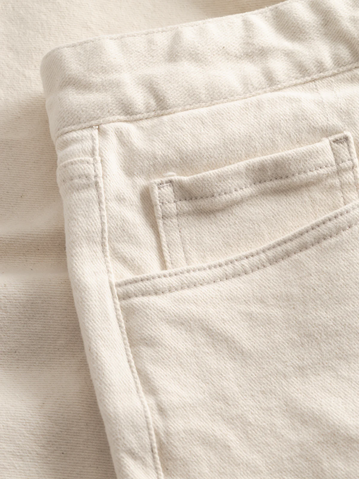 GABmox Twill Shorts - Ecru - Image 7