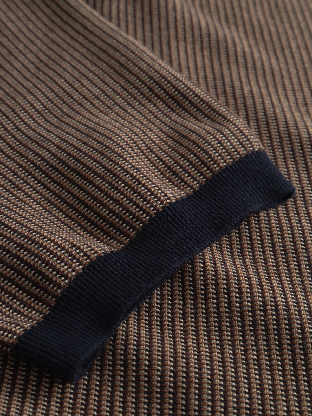 GABoswald Retro SS Knit - Navy - Image 6