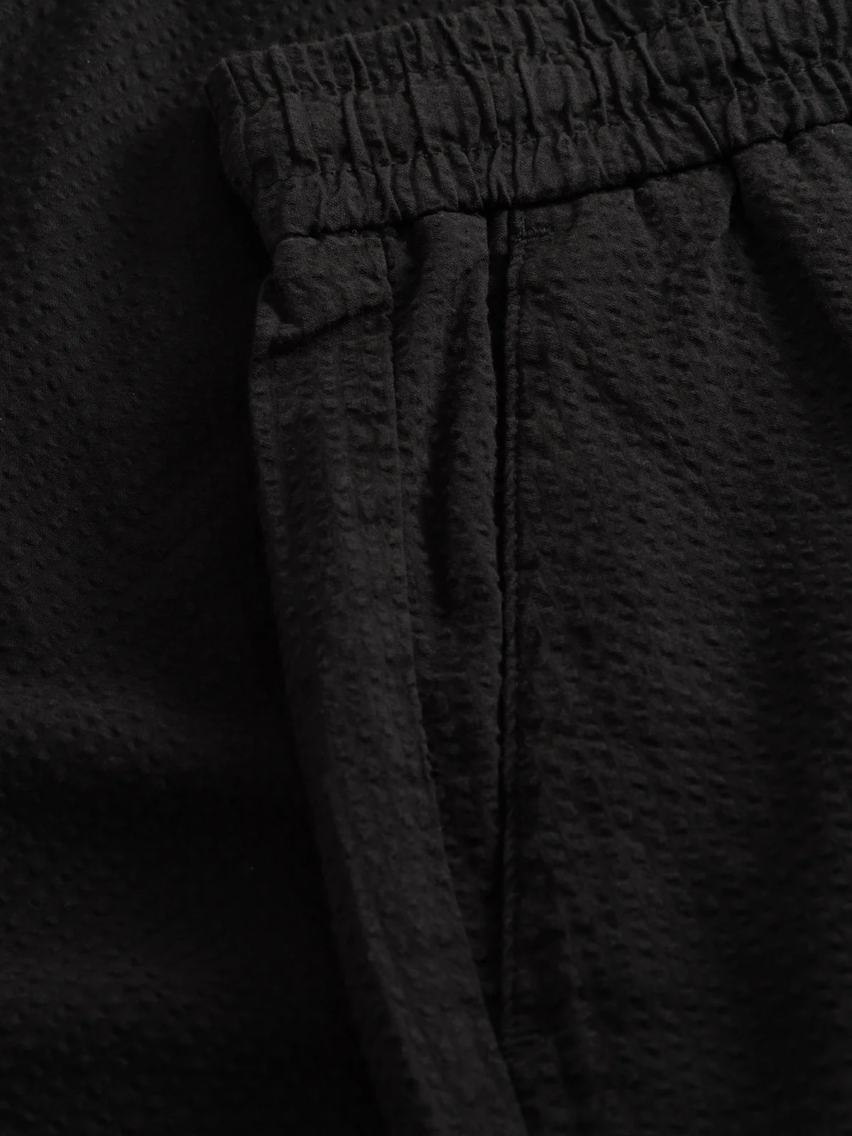 GABtommi Ker Shorts - Black - Image 7