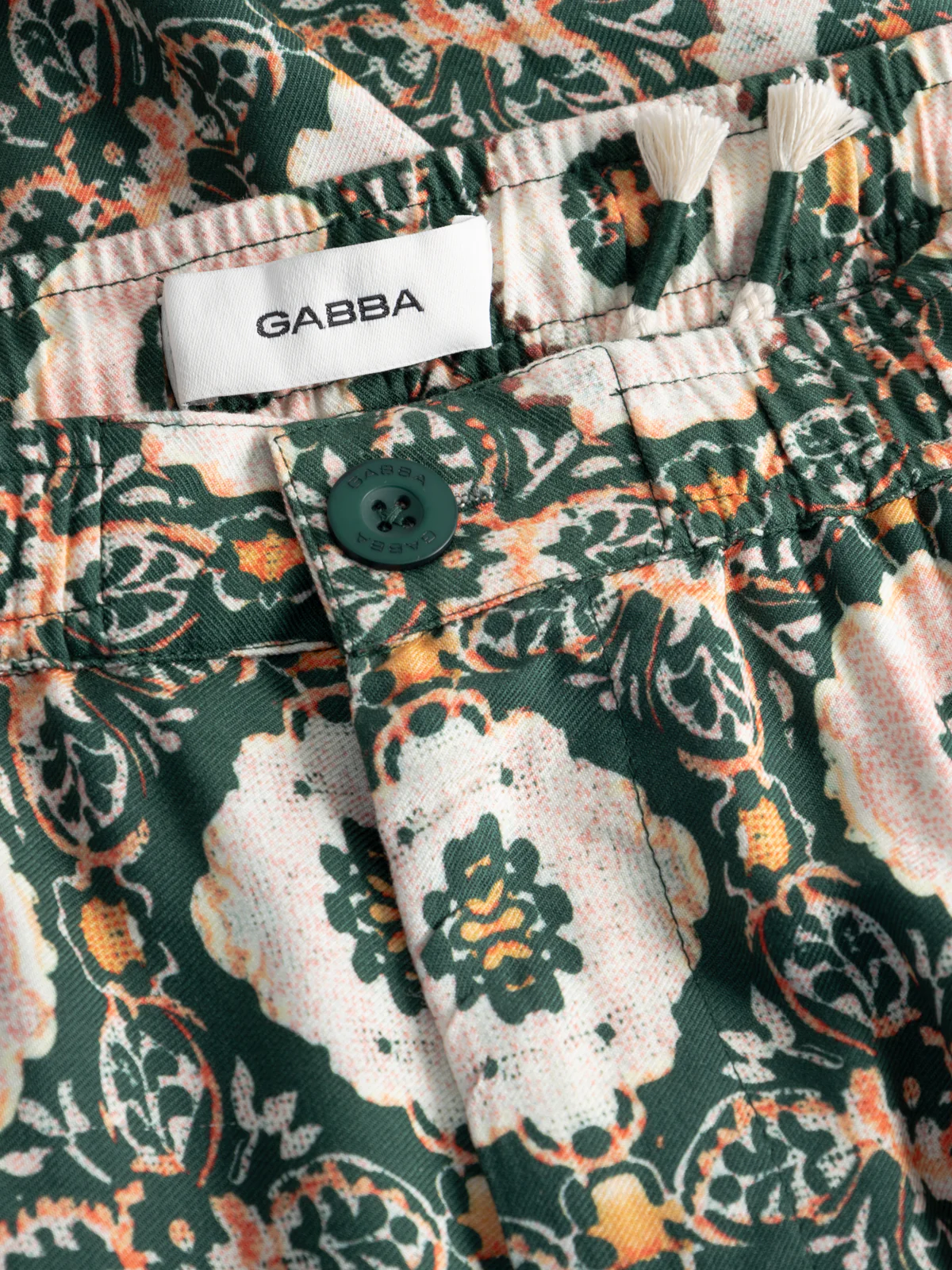 GABtommi Oro Shorts - Green Pattern - Image 5