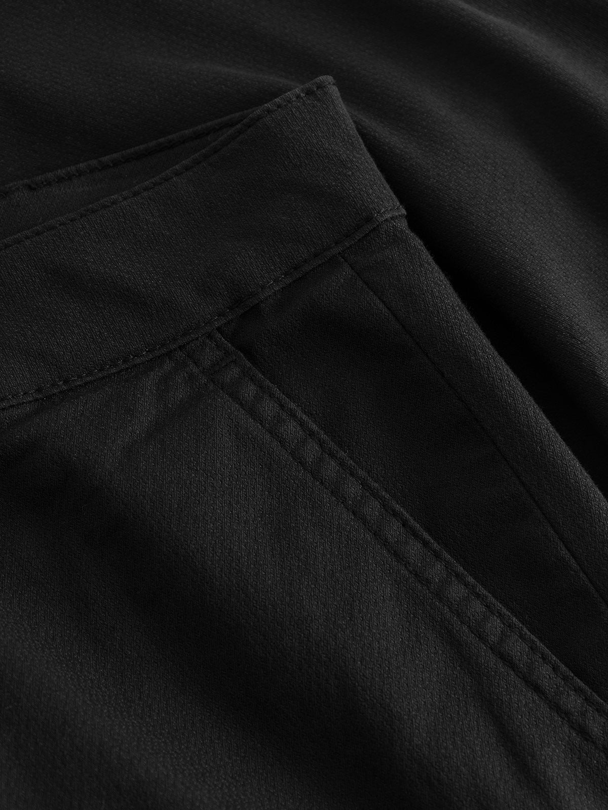 GABjet K3280 Dale Shorts - Black - Image 6