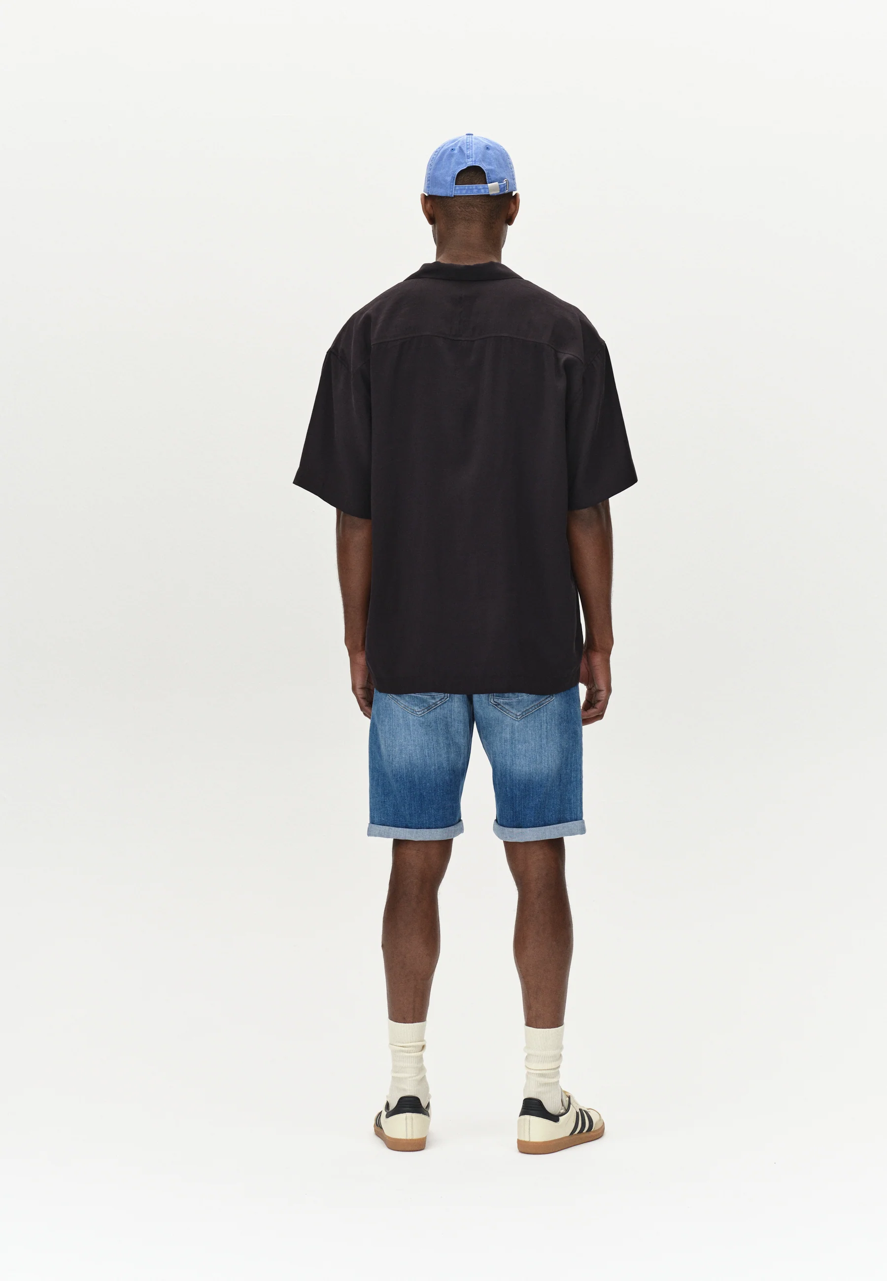 Markus Selvedge Shorts Limited - Mid Blue Denim - Image 5