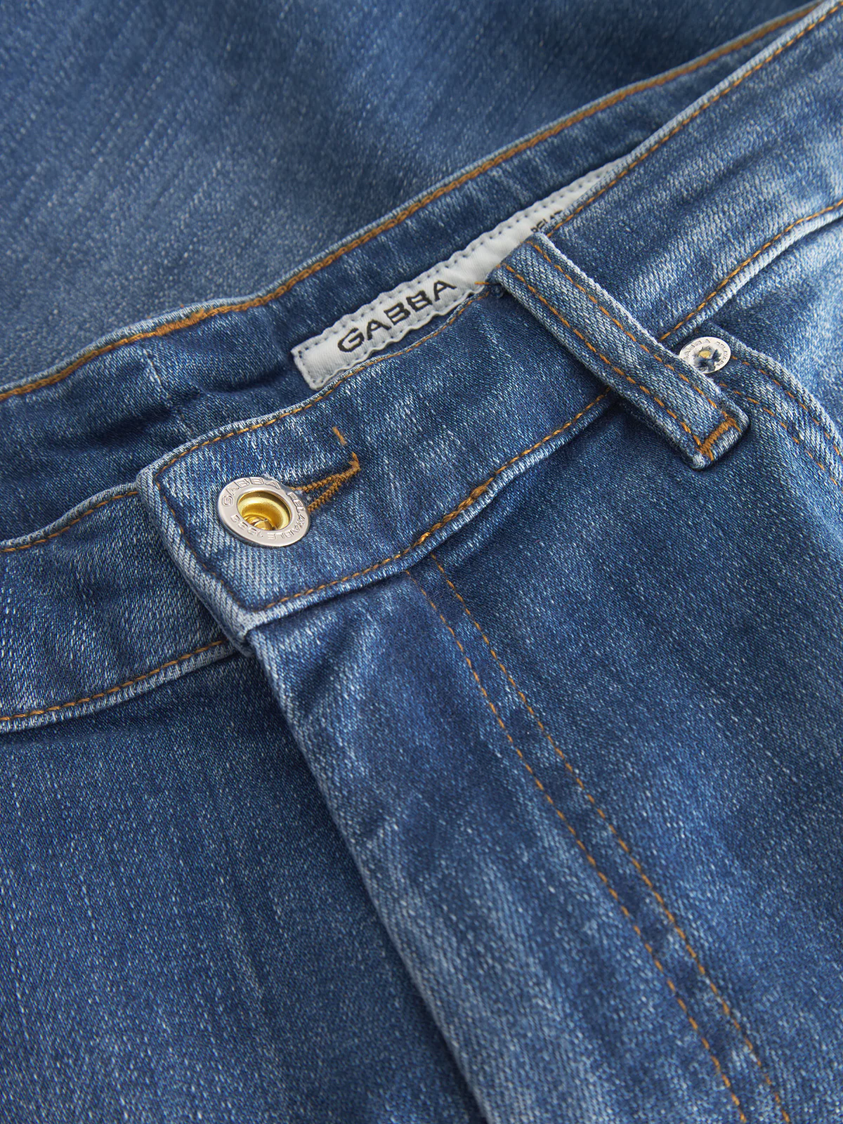 Markus Selvedge Shorts Limited - Mid Blue Denim - Image 7
