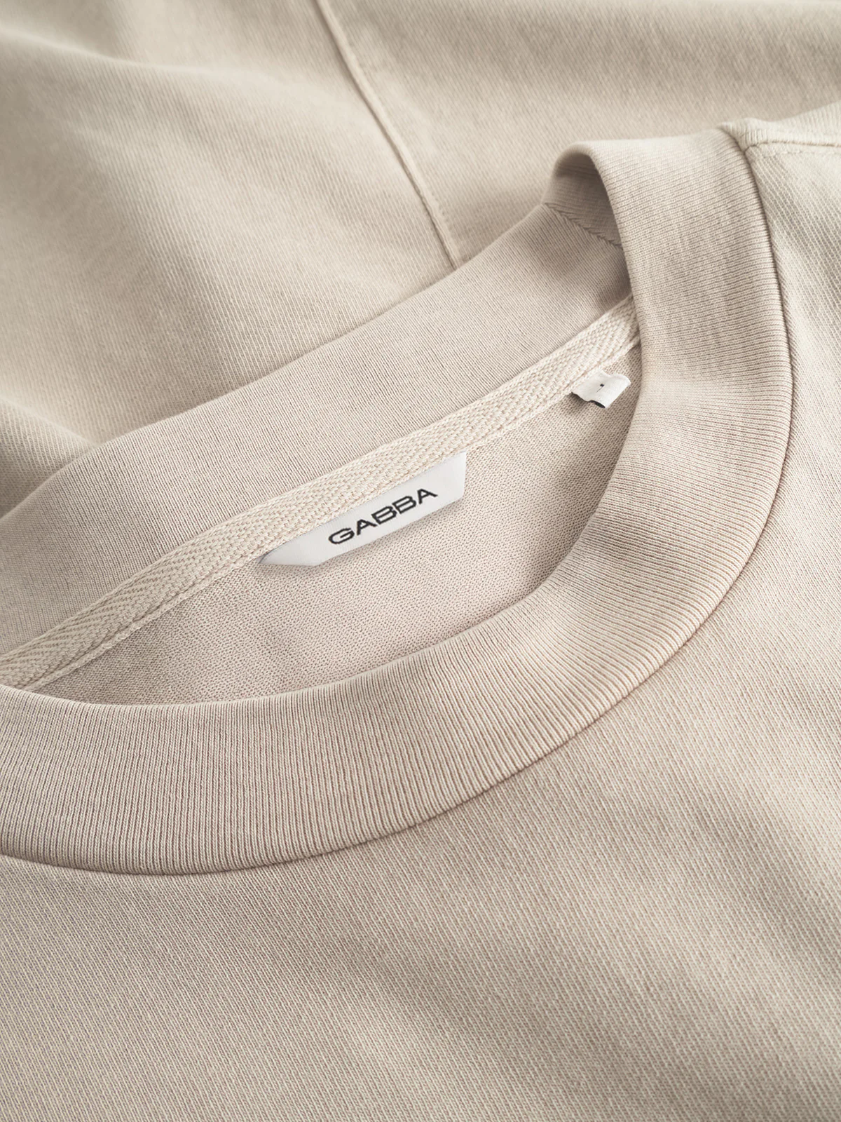 GABnigel Wix Boxy Hour SS - Sand Cashmere - Image 13